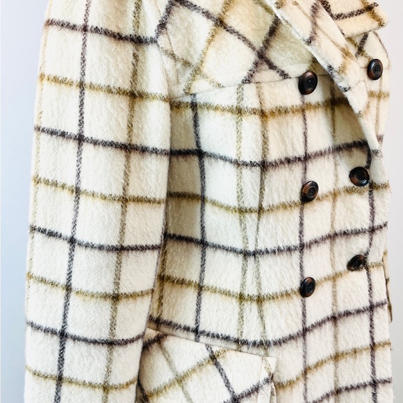 Vintage Pure Wool Peacoat - Double Breasted. - Picture 10 of 11